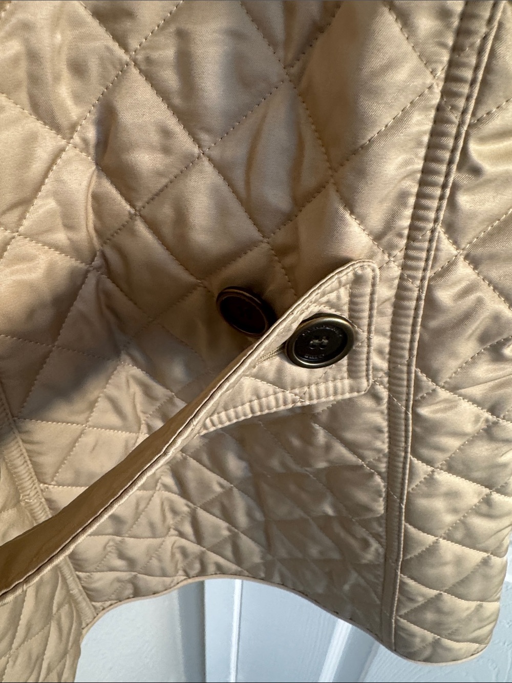 Burberry Quilted Beige Utility Jacket with Signature Check Lining- Size M - Picture 14 of 16